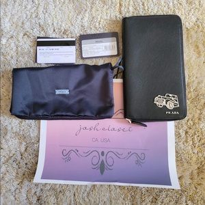 Prada Long wallet black